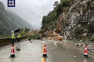 杨毅排中国男篮前10：姚明王治郅易建联巴特尔穆铁柱 朱芳雨第十